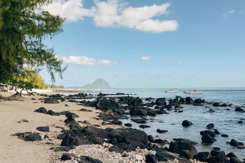 Beach And Mountain - Tamarin Εξωτερικό φωτογραφία